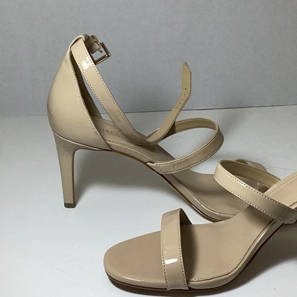 Koda Sandals by Michael Kors - Picture 5 of 9